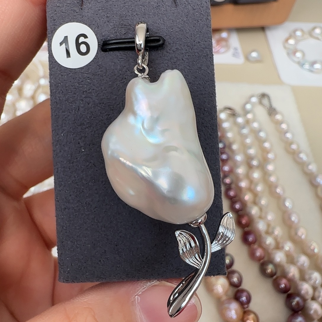 未镶嵌颈饰淡水珍珠