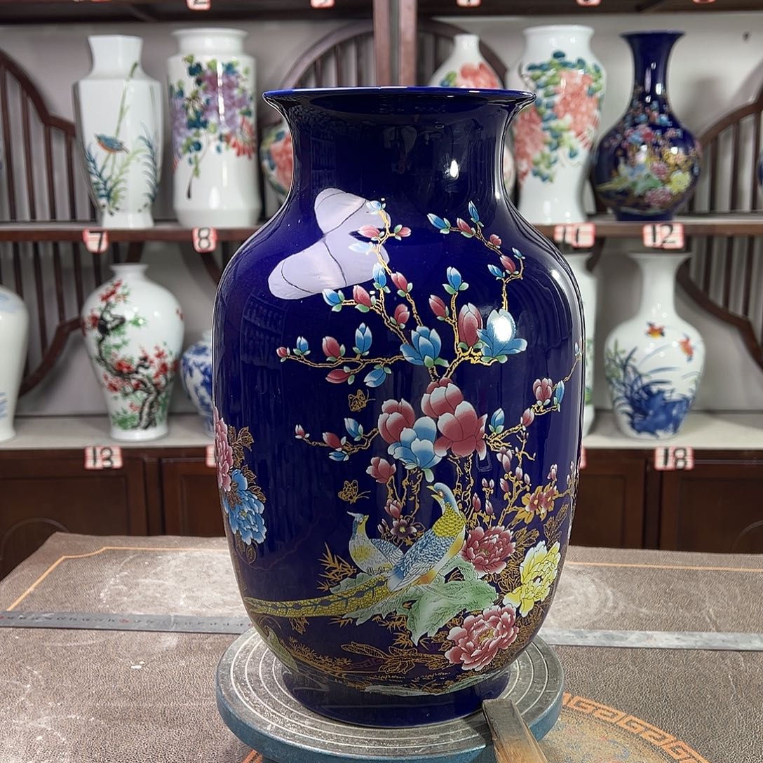 陶摆件景德镇陶瓷大冬景泰蓝