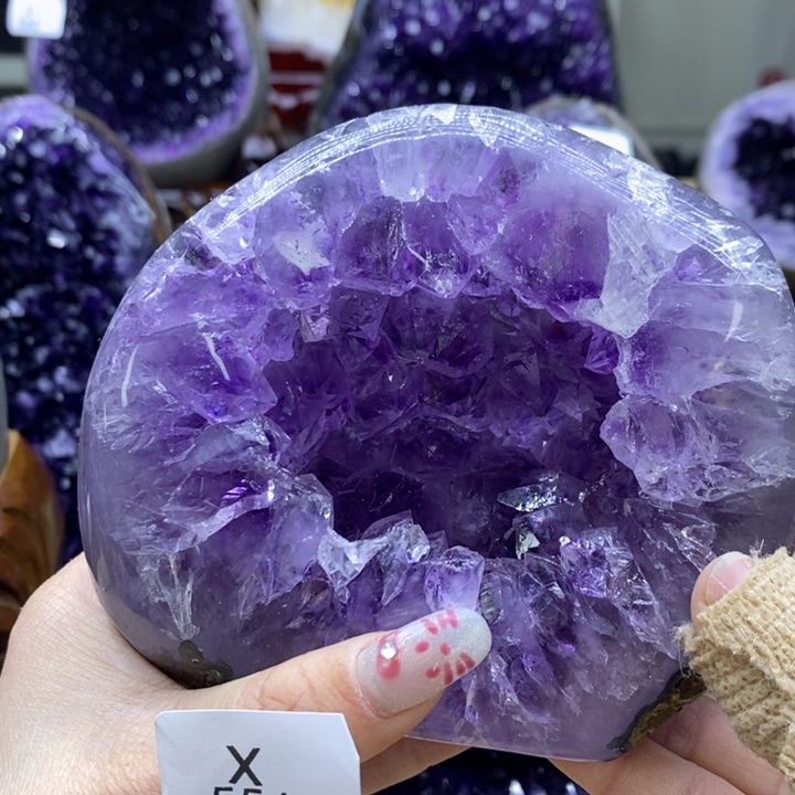 紫晶大型摆件（非配饰）未镶嵌