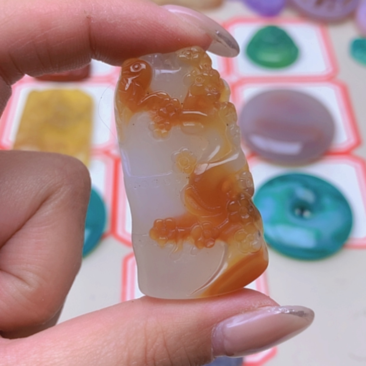 【闪购商品】未镶嵌玛瑙/玉髓珠宝半成品闲**士