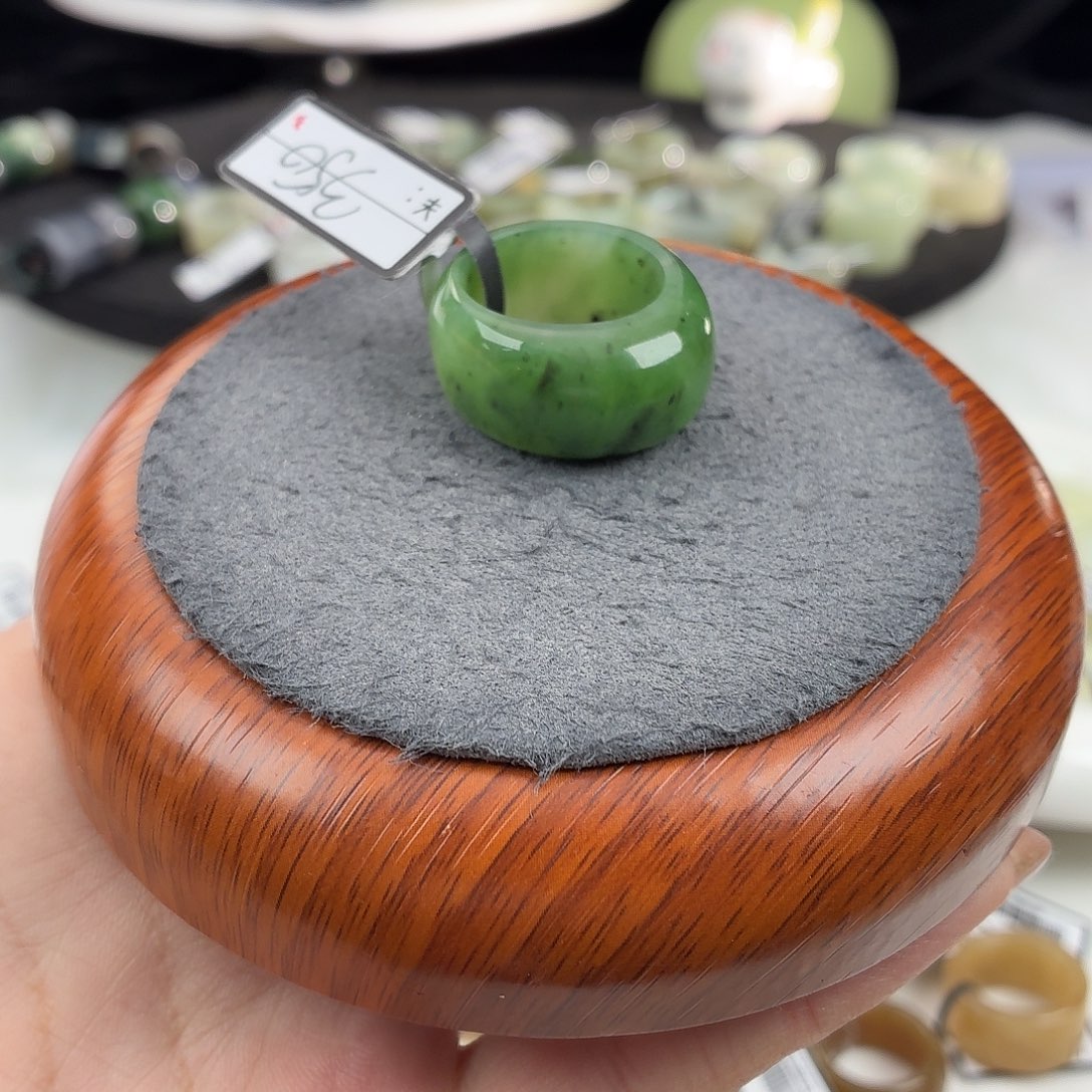 和田玉未镶嵌戒指和田玉乌兰海18.7馒头