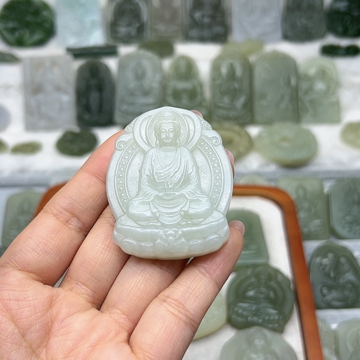 和田玉颈饰未镶嵌一**茶