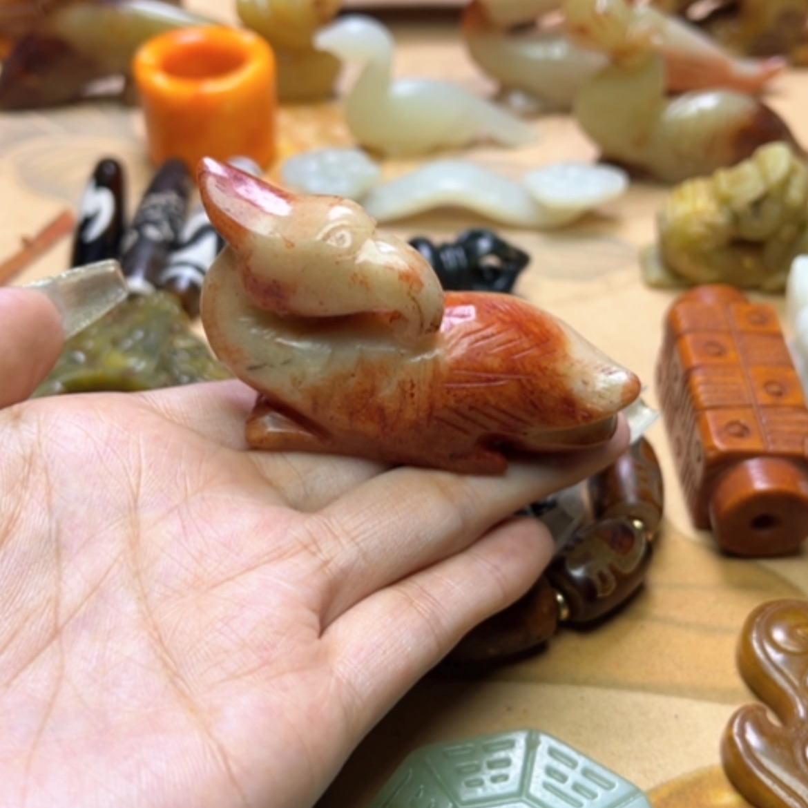 【闪购商品】蛇纹石玉颈饰未镶嵌