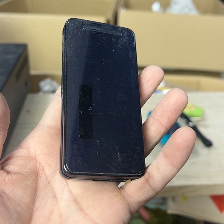 泊***羽你在干嘛呢我在洗衣服呢