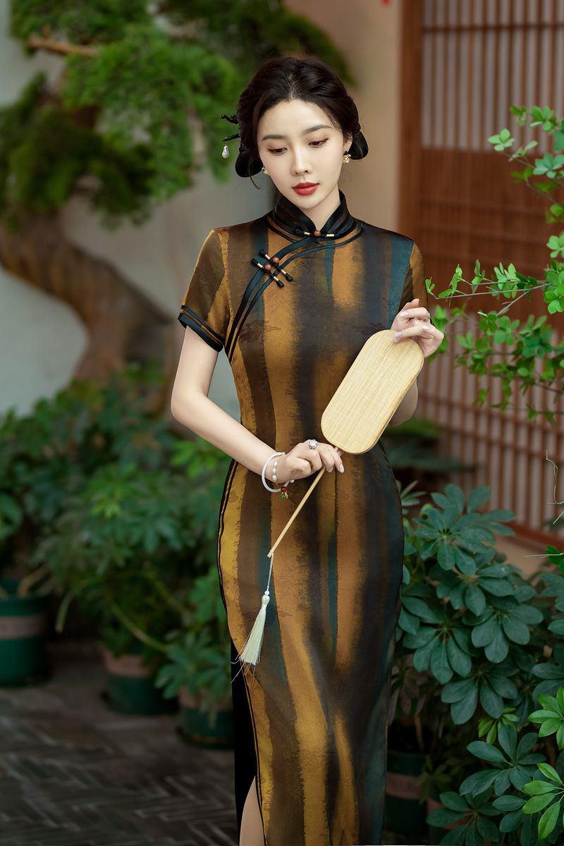 【375】（衣长125cm）重工高腰古法重缎气质旗袍