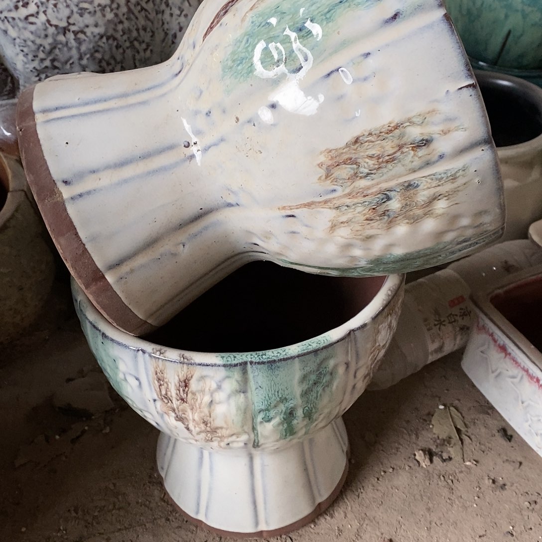 紫砂花盆瑕疵18/18。hzhzh