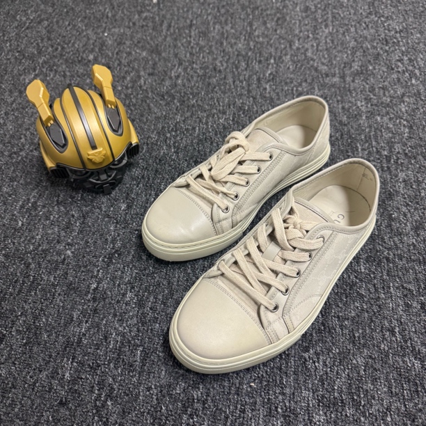 95新 GUCCI/古驰 /40.5码/GG/白色老花满印板鞋/公价5400