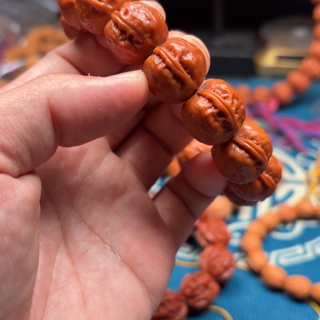 文玩核桃吊坠富甲元宝