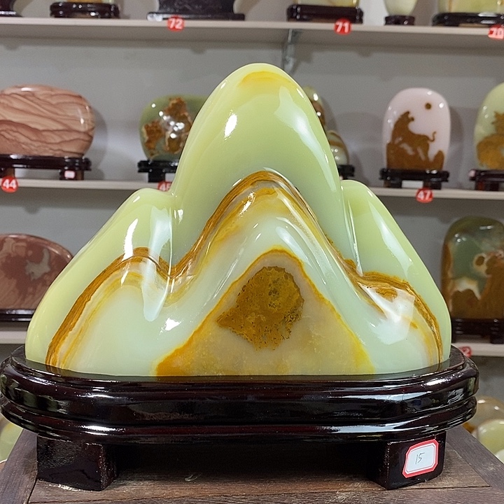 石材靠山天然玉石