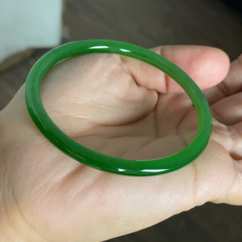 【闪购商品】未镶嵌手镯和田玉（碧玉）