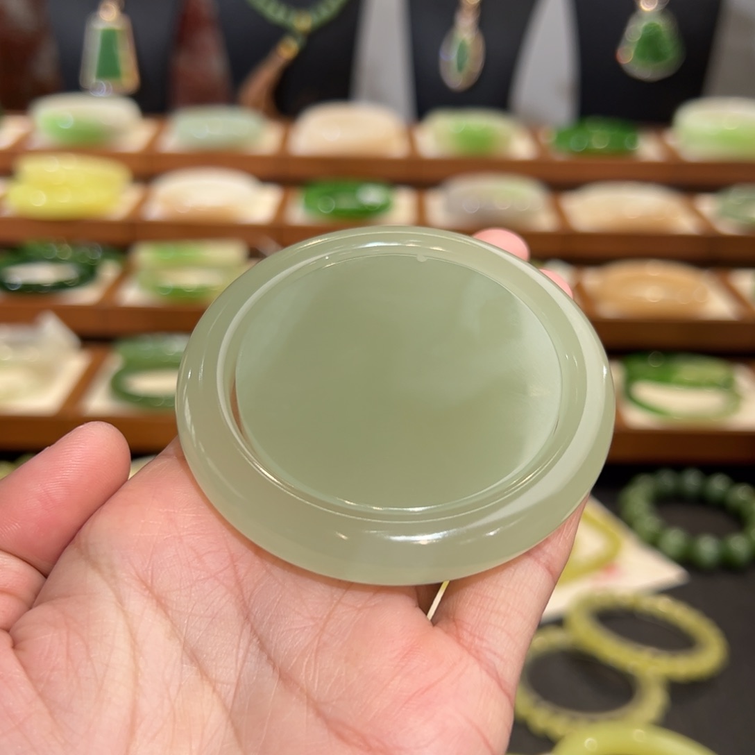 和田玉手镯未镶嵌可***王高冰毕业猫眼晴水53