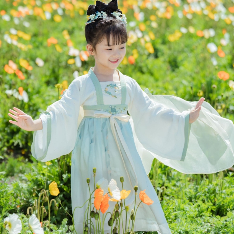 西子问童装汉服【筱筠】【90码-150码随发不可选码】