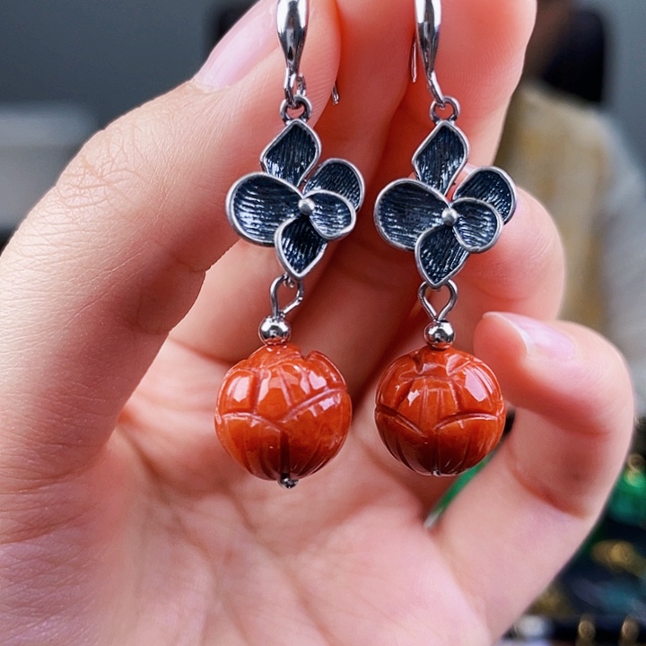 翡翠耳饰未镶嵌饰品