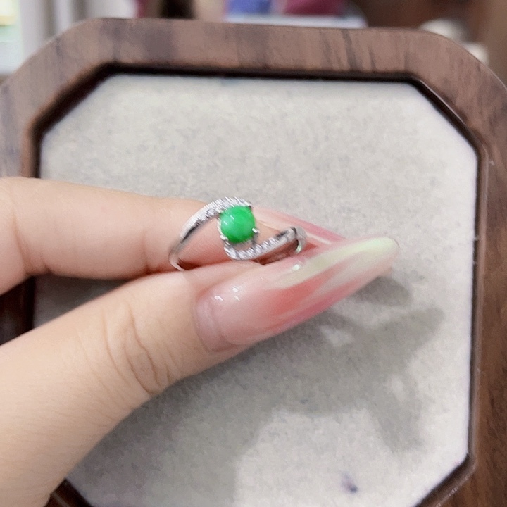 翡翠未镶嵌颈饰天然翡翠Ａ货