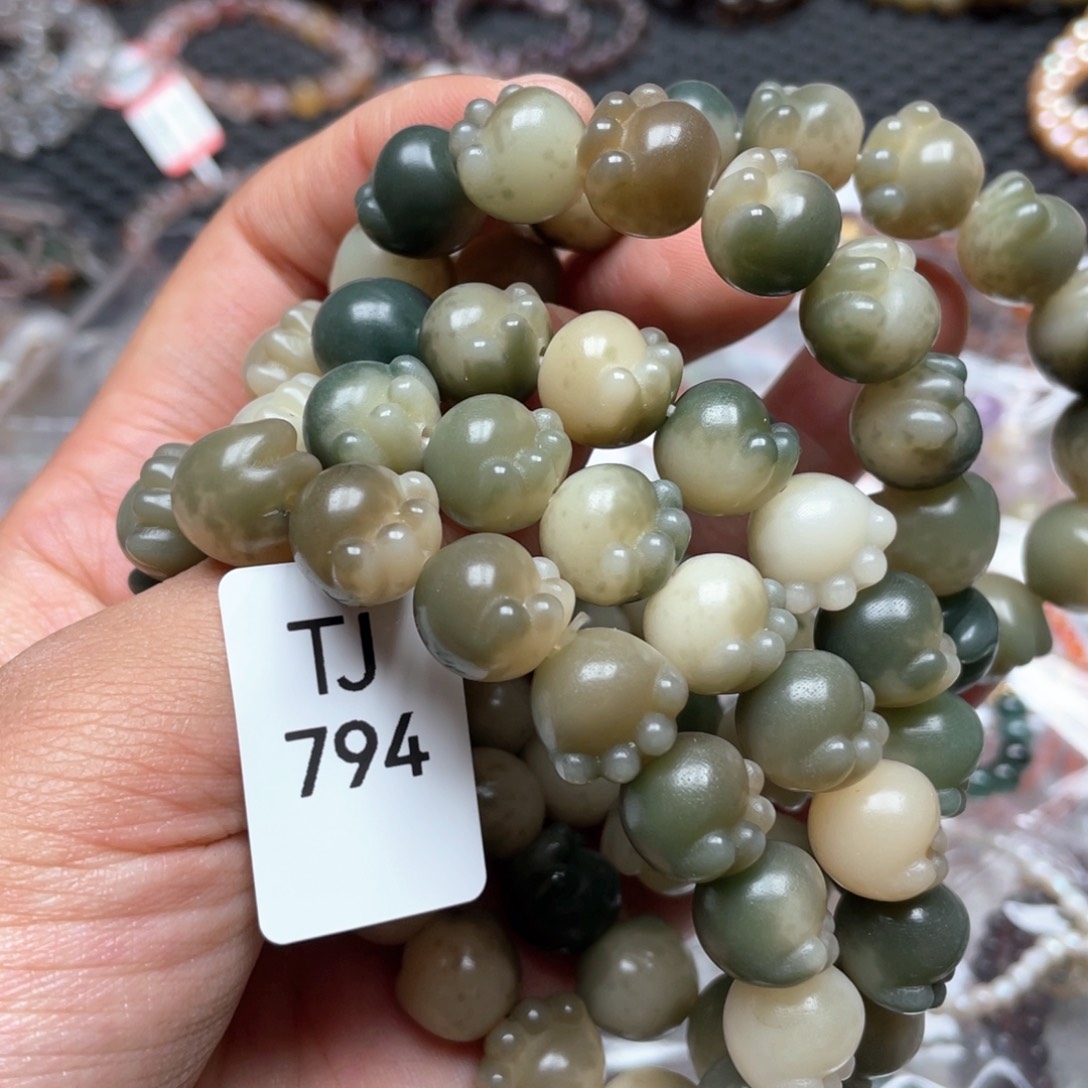 水晶多样性发一只未镶嵌