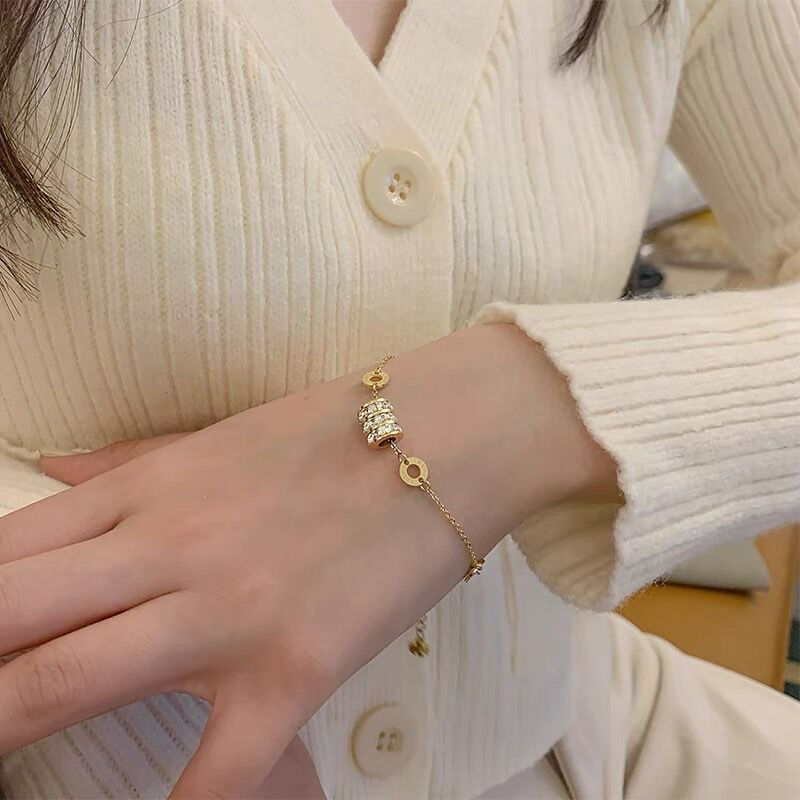 镀K金轻奢气质镶嵌小蛮腰手链满钻