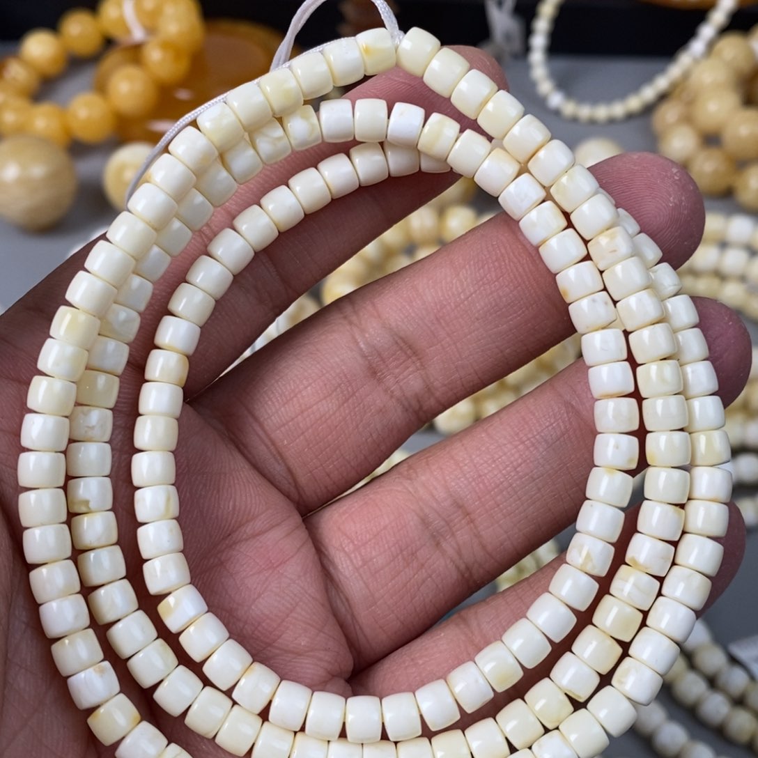 琥珀珠宝奇石未镶嵌5.5mm