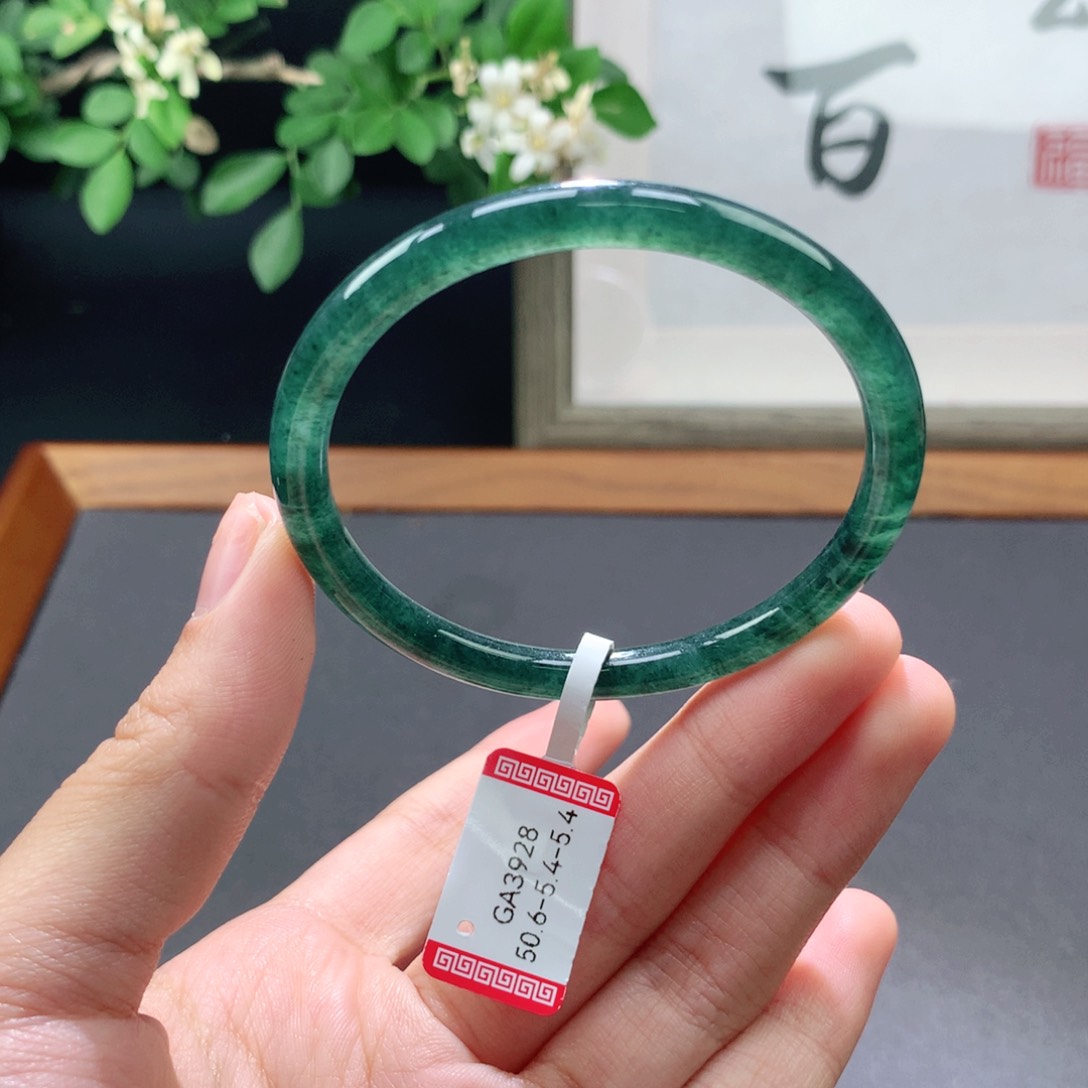 翡翠未镶嵌手镯天然翡翠手镯