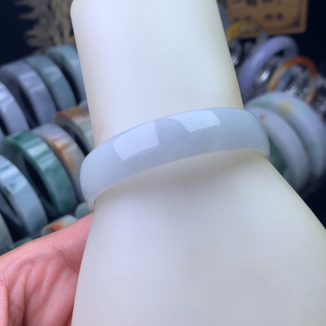 翡翠未镶嵌手镯手镯