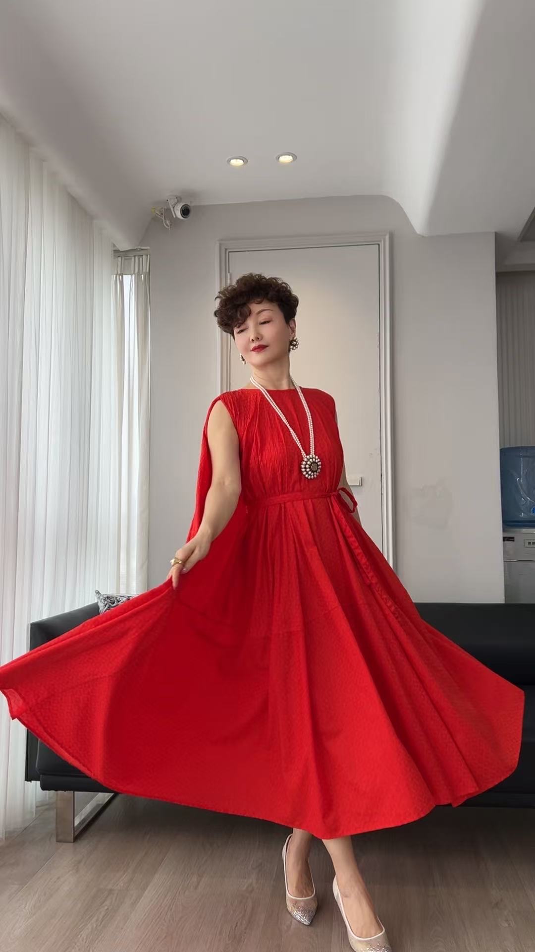 气质时尚设计感大摆显瘦一字领春夏连衣裙0298