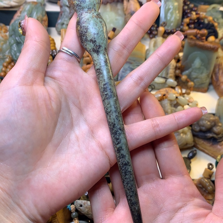 岫岩河磨玉（透闪石质玉）手链未镶嵌l***.