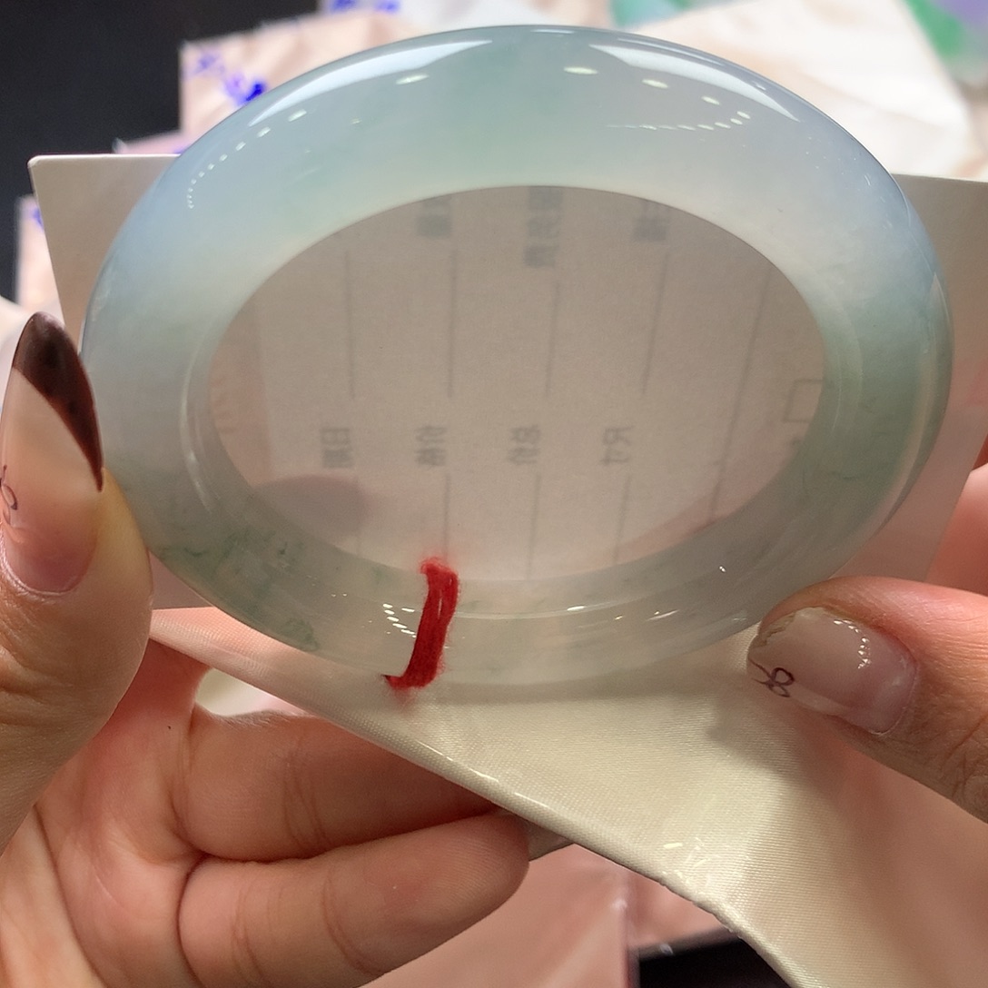 翡翠未镶嵌手镯（圆镯）17号冰胶起光 完美胖圆 中万战斗机！