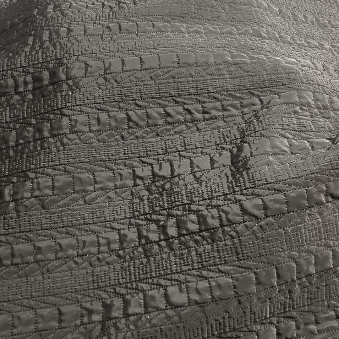 浅咖色绗棉7.5元1米！