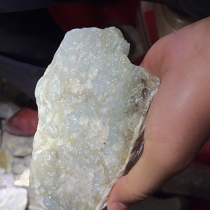 和田玉（糖玉）未镶嵌车挂