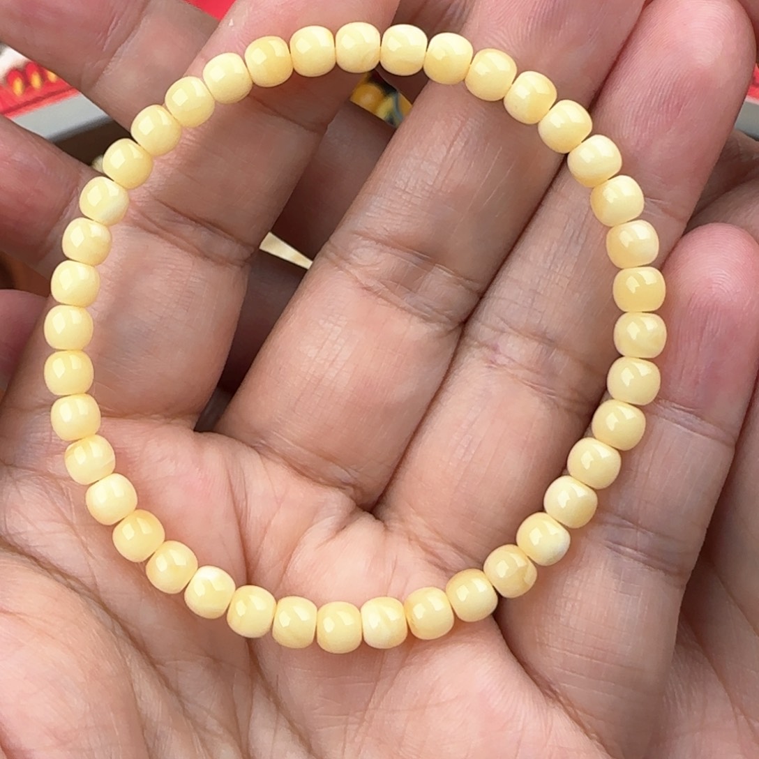 琥珀手链未镶嵌5咪