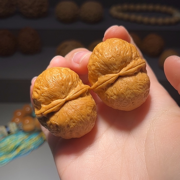 文玩核桃把件金丹元宝263