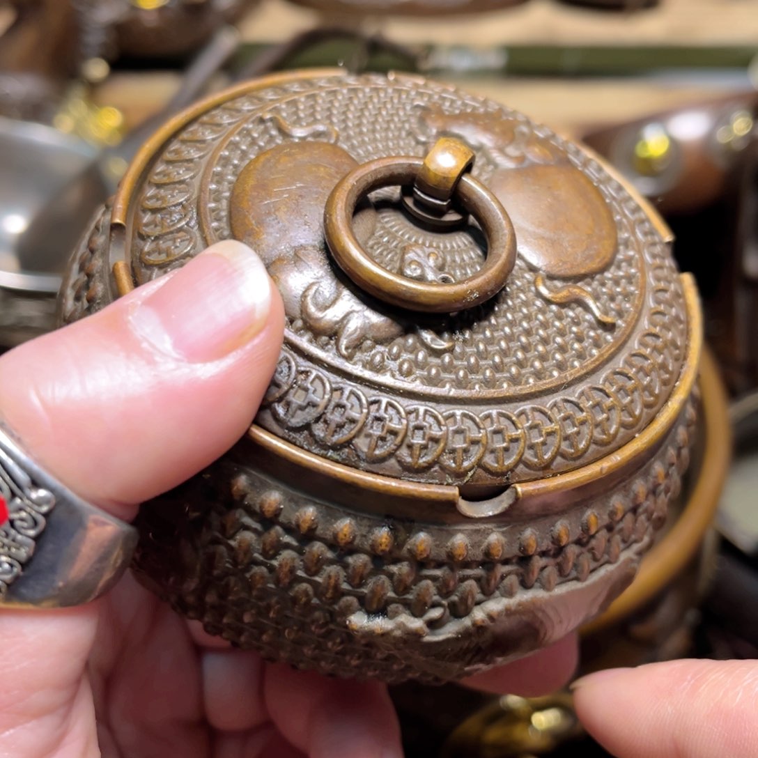 铜制文玩客厅摆件便宜漏