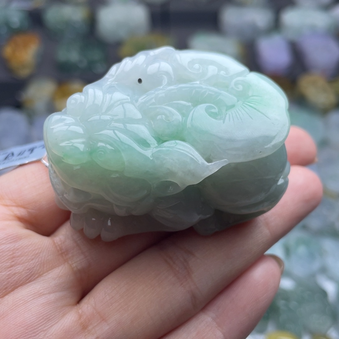 翡翠颈饰未镶嵌貔貅