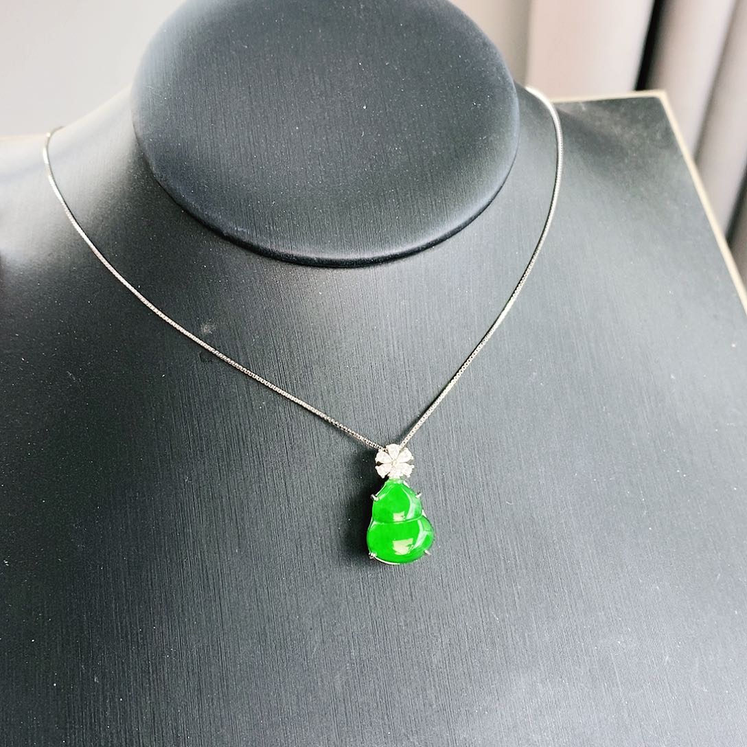 翡翠银S925镶嵌颈饰多样性