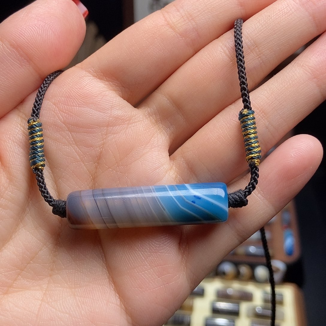 玛瑙/玉髓未镶嵌吊坠(赠链)