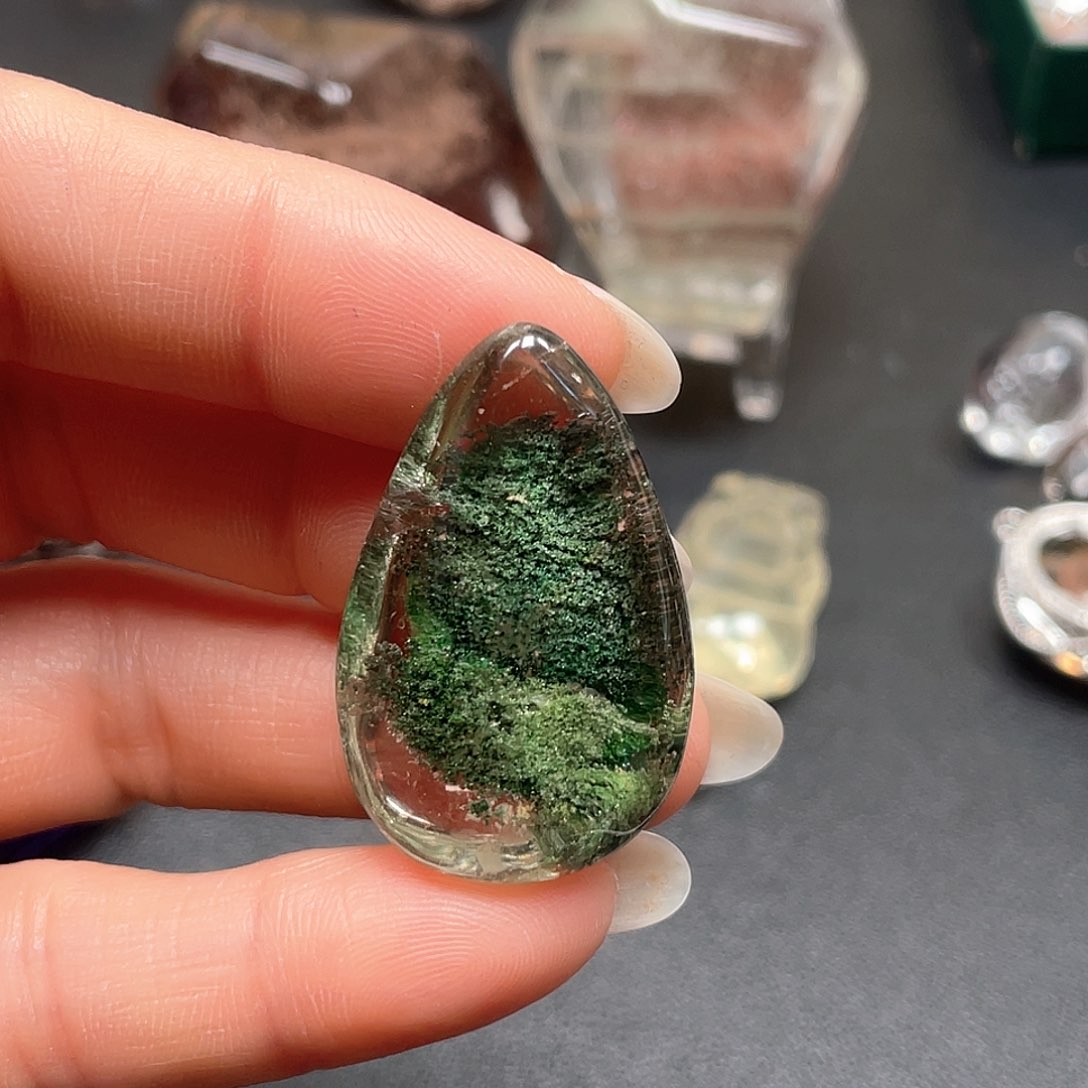 未镶嵌吊坠(不含链)水晶(**)