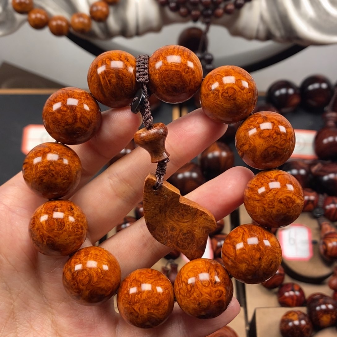 【闪购商品】黄花梨/降香黄檀?**钱2.0黄金底留疤