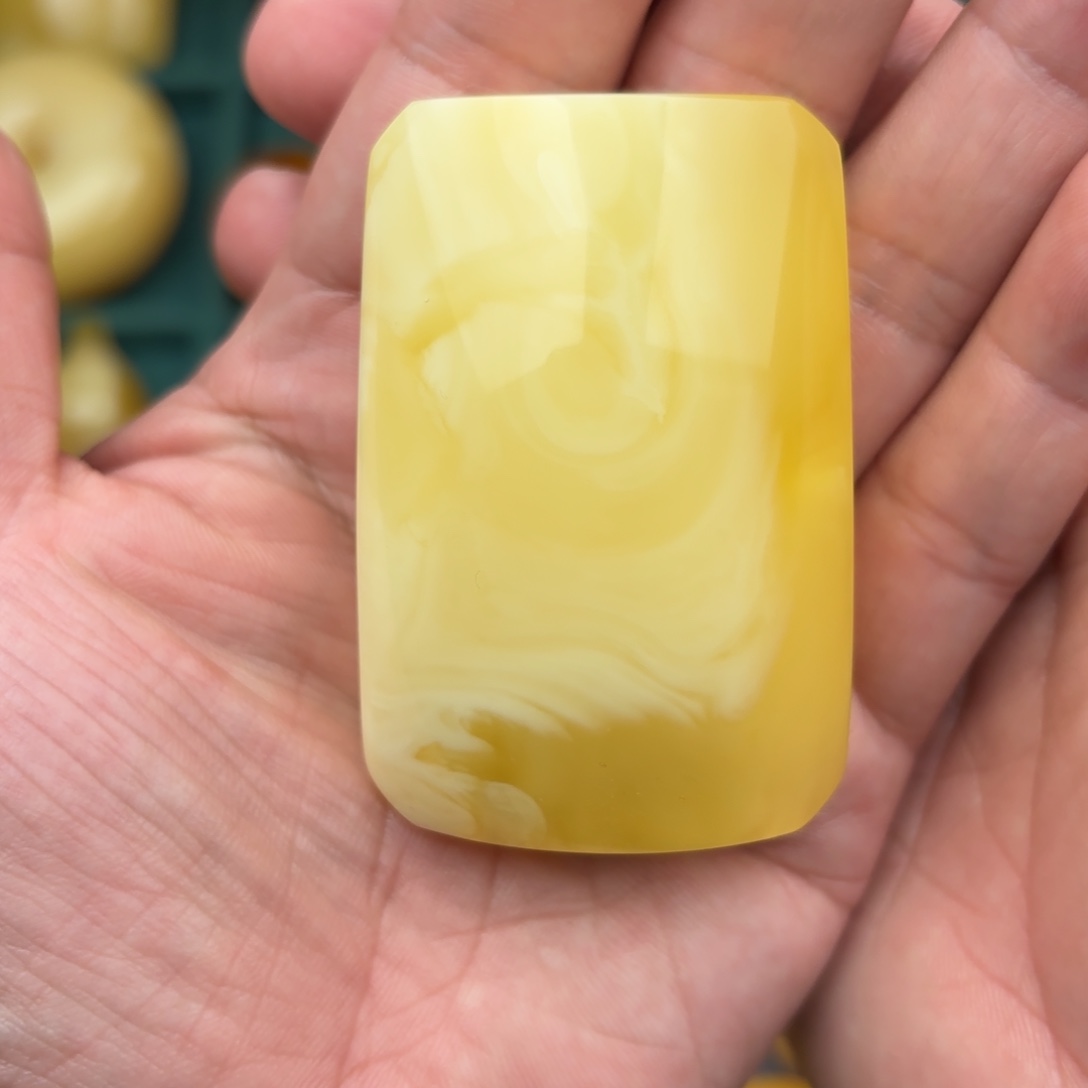 琥珀裸石未镶嵌纯天然蜜蜡