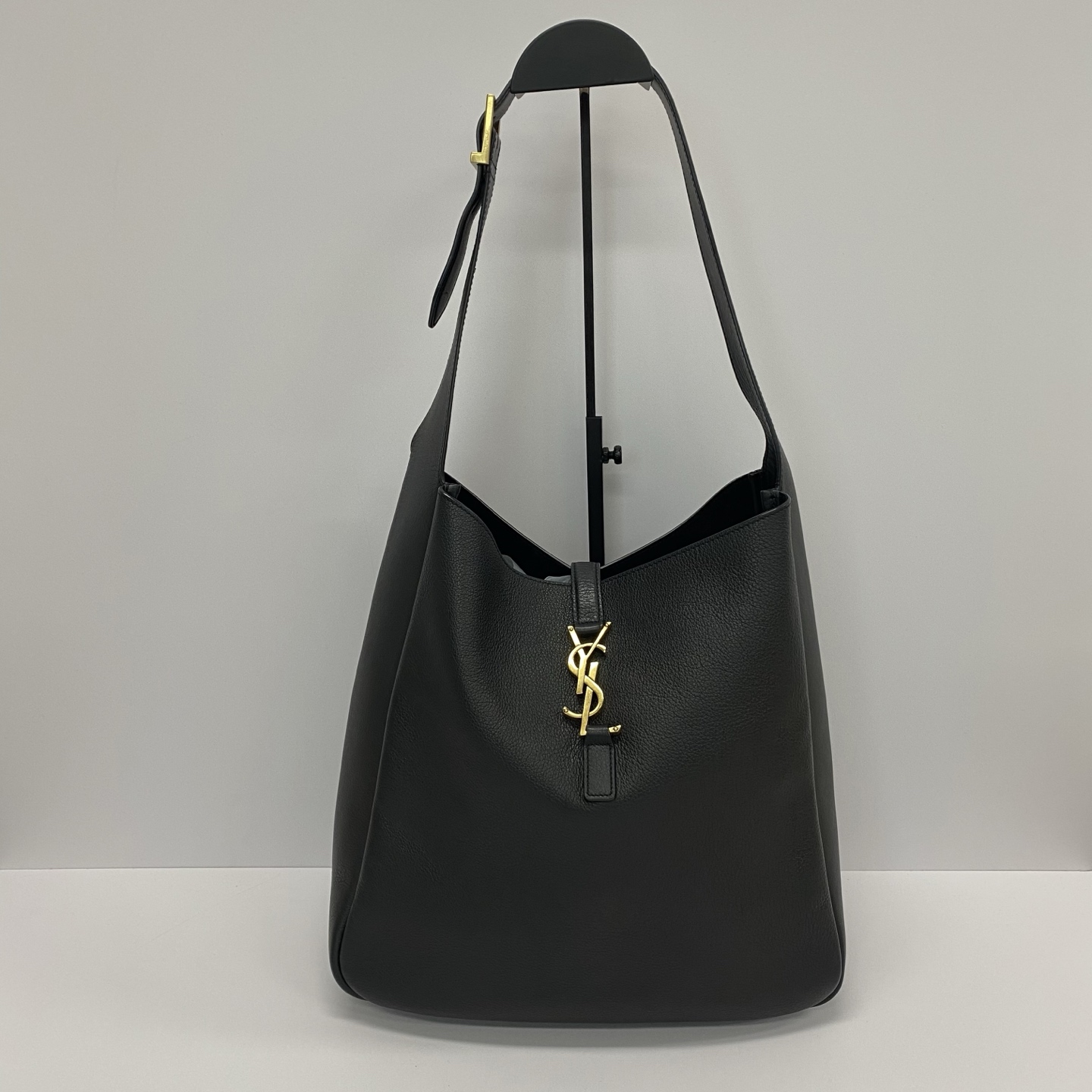 95新 YSL/圣罗兰 黑色金扣LE5à7大号单肩手提包 63238