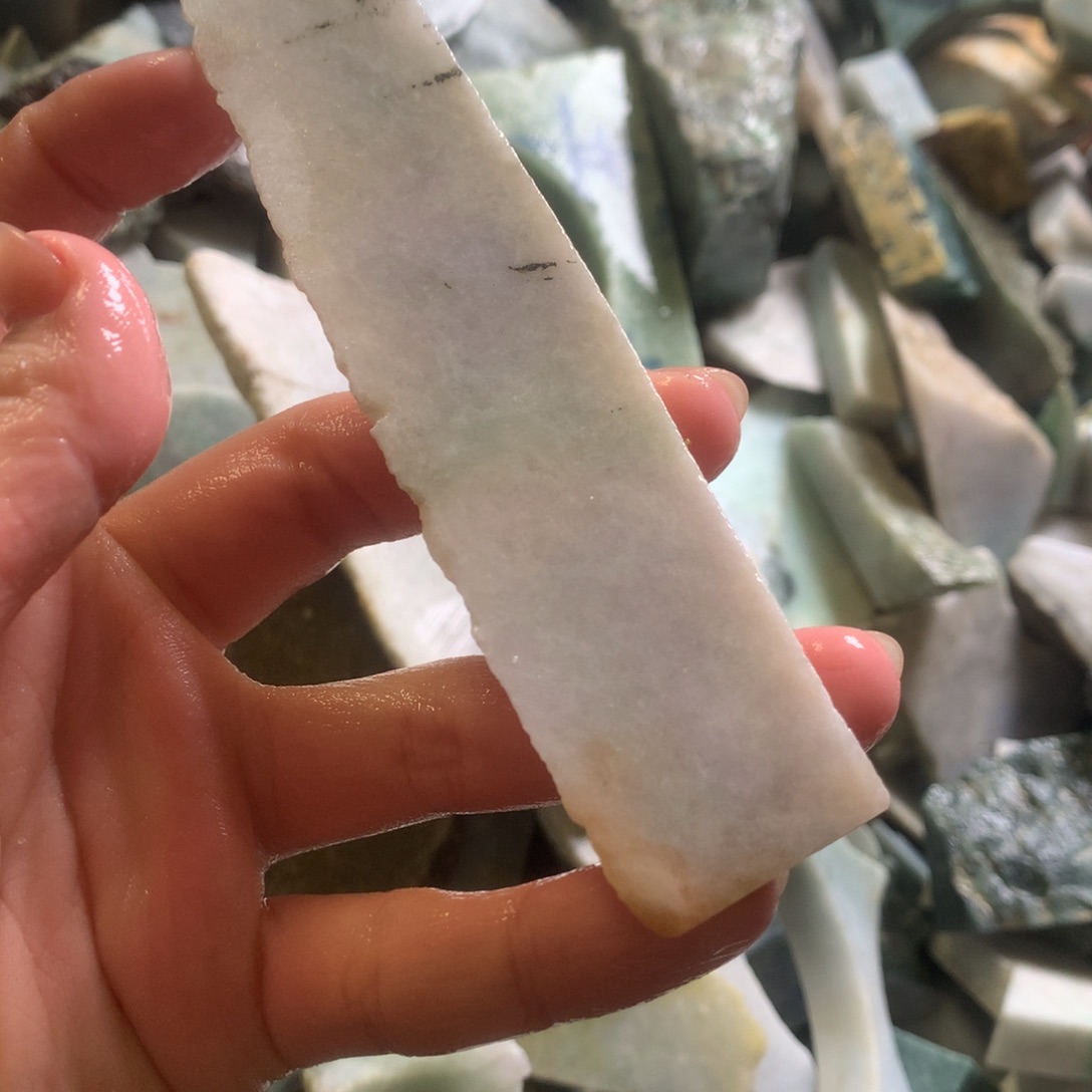 翡翠颈饰未镶嵌缅甸翡翠