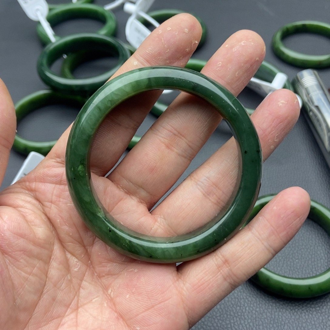 和田玉（碧玉）未镶嵌手镯18-55.5