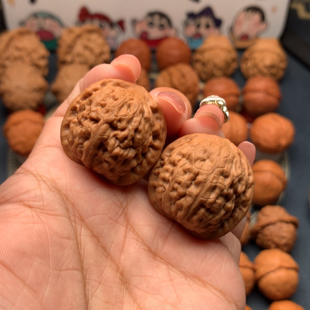 文玩核桃把件莲花