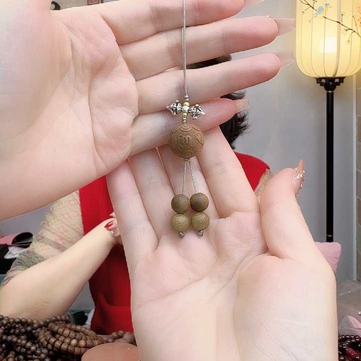 沉香沉香碎屑达拉干钥匙扣