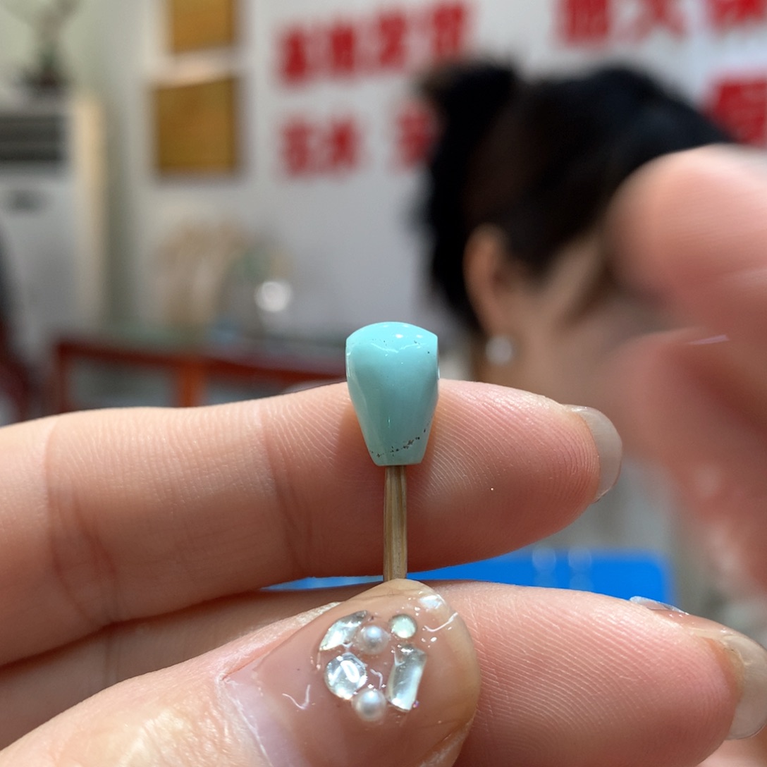 绿松石配饰未镶嵌