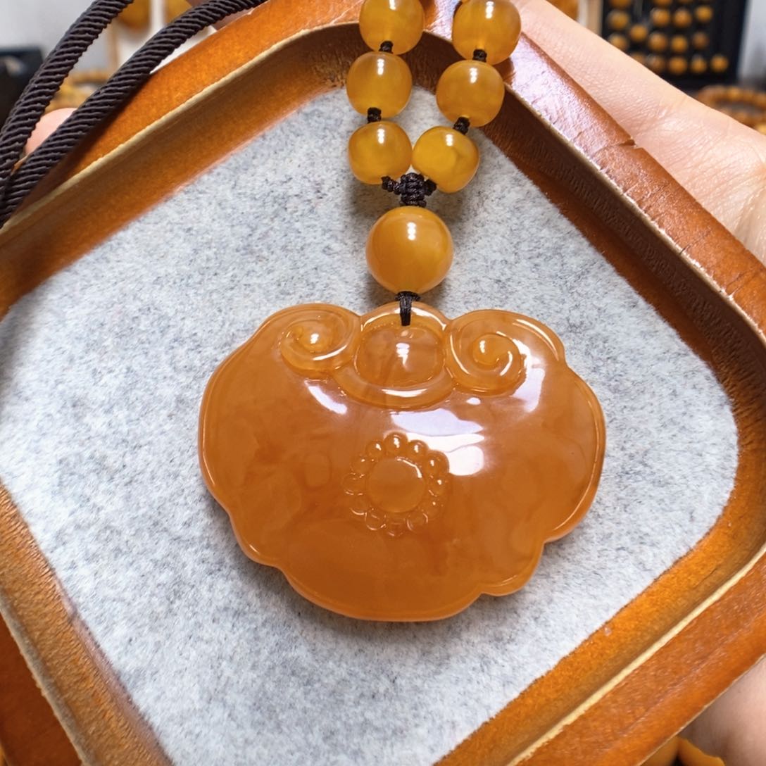 蜜蜡颈饰未镶嵌蜜蜡