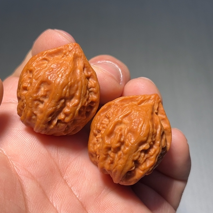 文玩核桃把件鸡心565