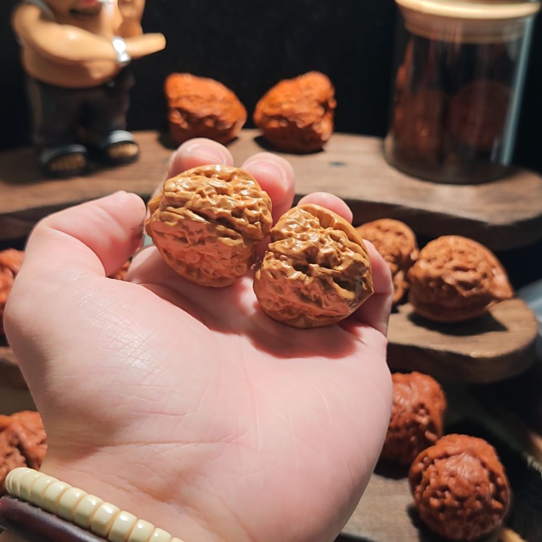 干****文玩核桃把件36虫眼蛤蟆