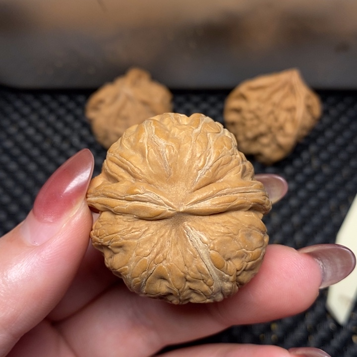 ****人吊坠文玩核桃文玩核桃异形单只