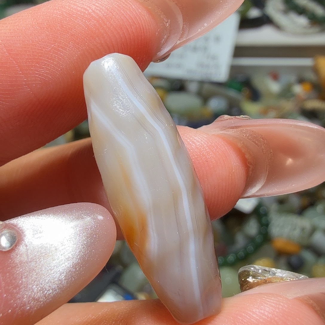 和田玉未镶嵌珠宝奇石