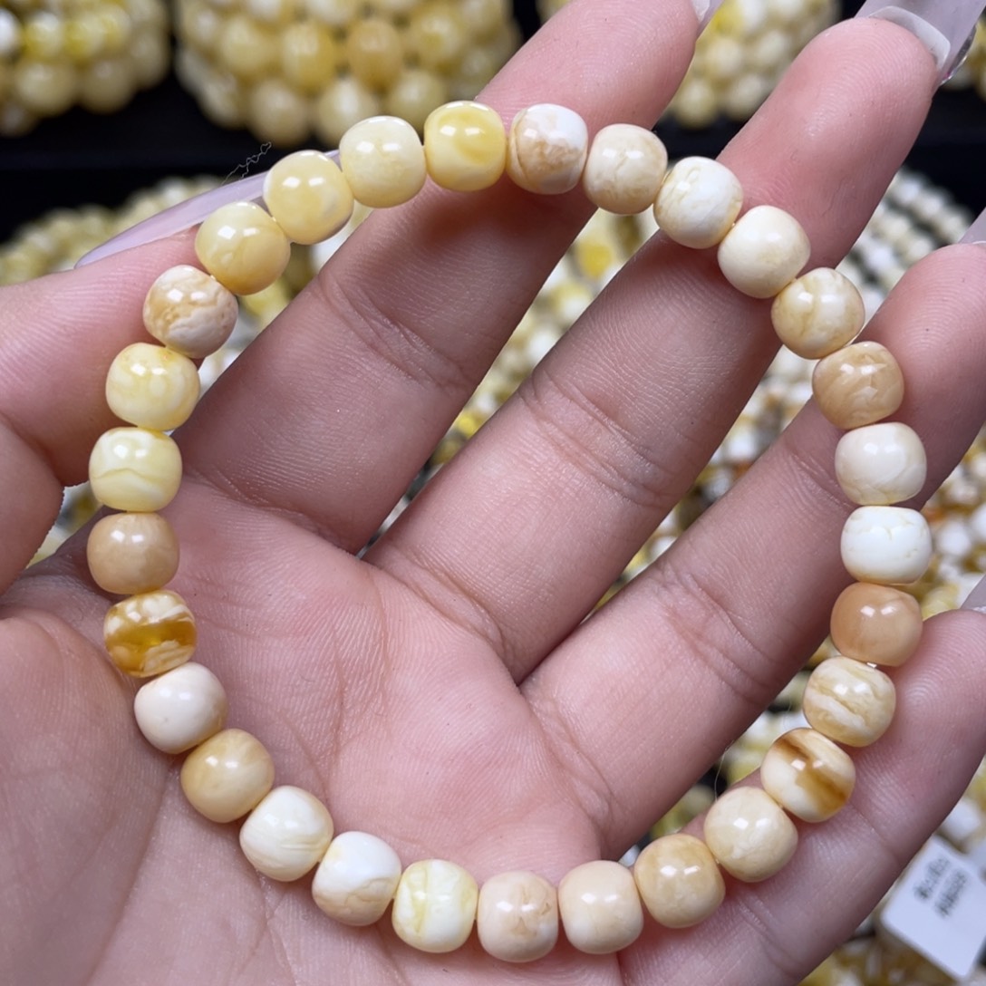 蜜蜡未镶嵌珠宝奇石7.4m