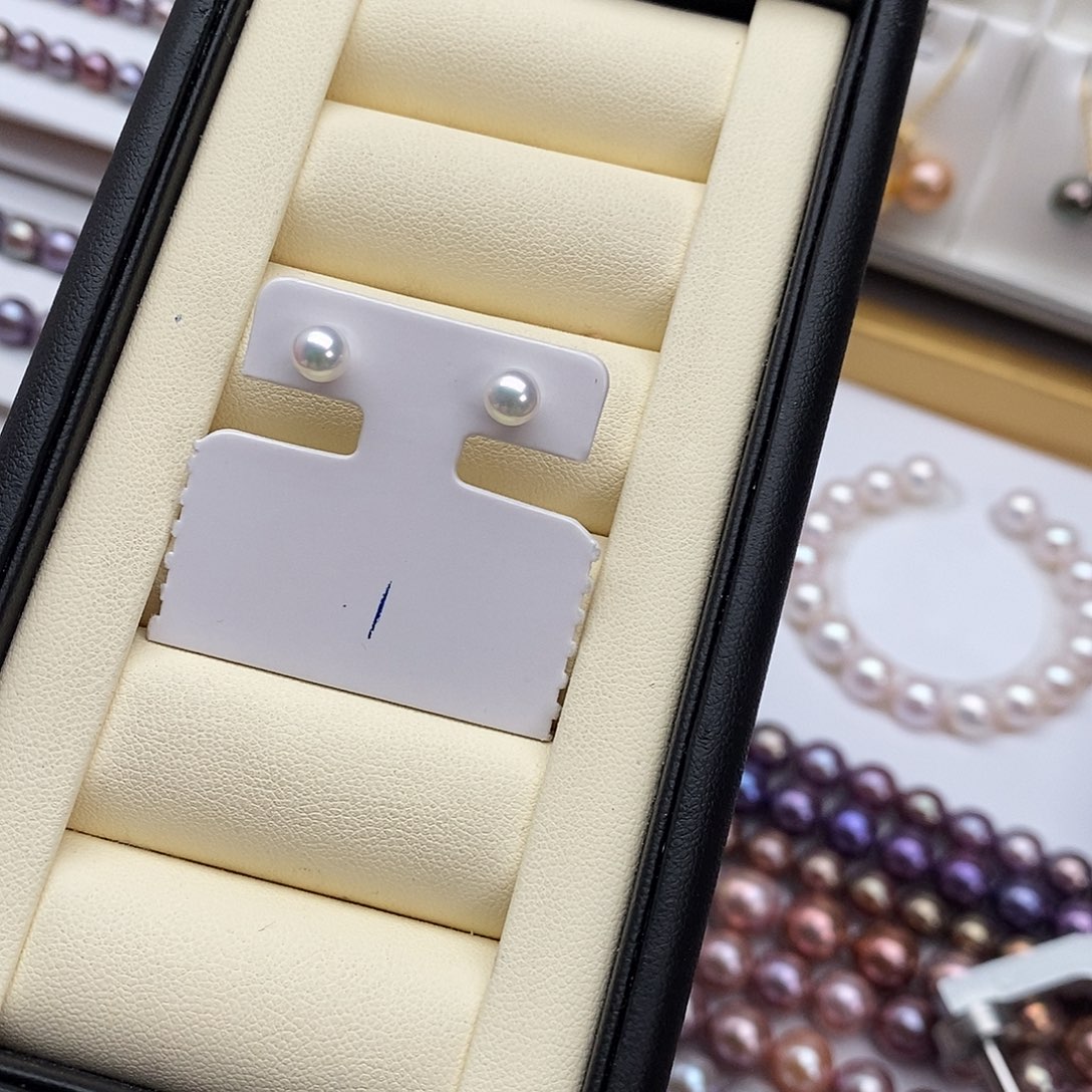 颈饰淡水珍珠合金